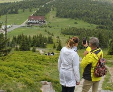 Karkonosze na start: łagodne trasy, które pokochasz od pierwszego kroku