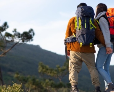 Jak dobrać odzież trekkingową dla całej rodziny? Praktyczny poradnik
