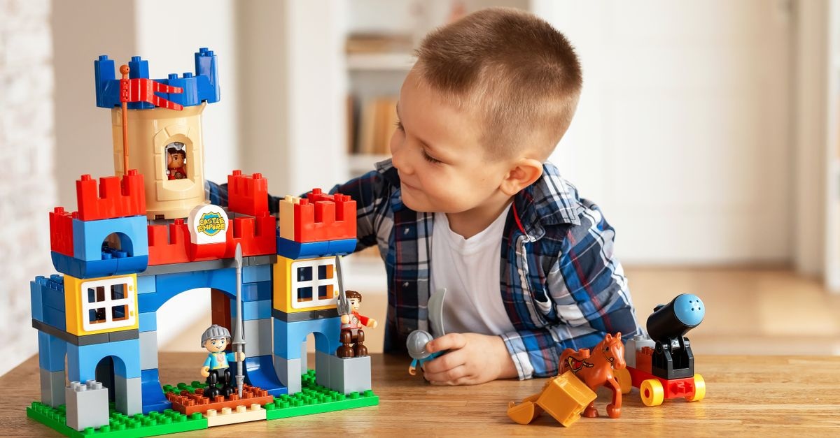 Matematyka na wyciągnięcie klocka: jak LEGO zamienia liczby w zabawę